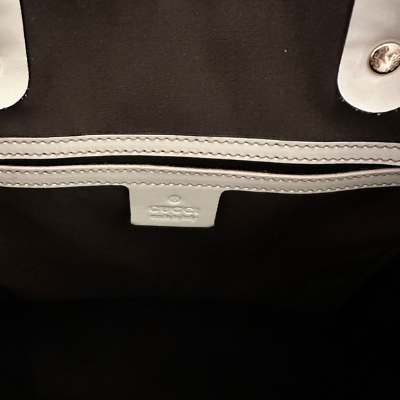 Gucci Monogram Tote Bag - Picture 7 of 8